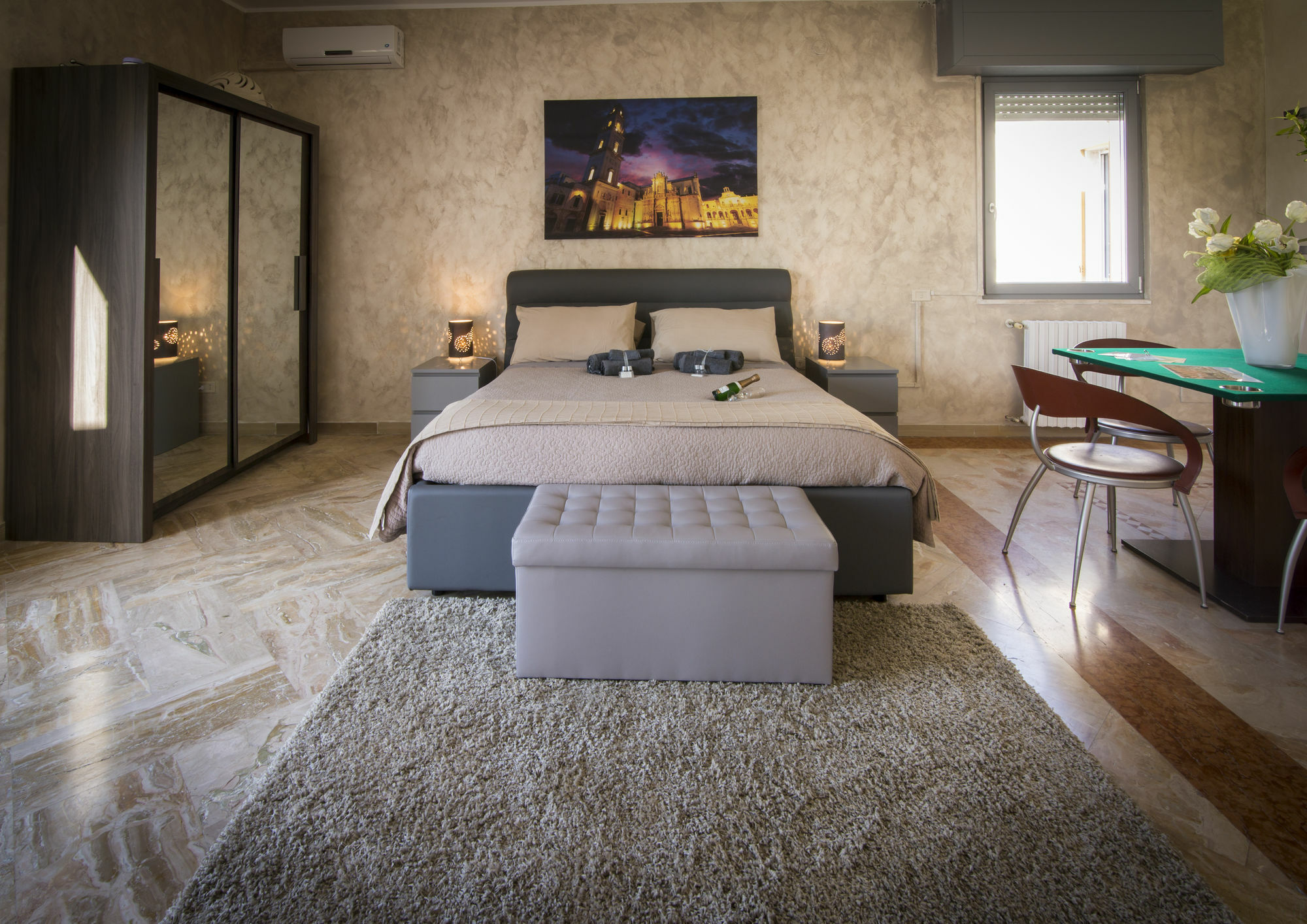 Penthouse Station Luxury Suites & Apartment ブリンディジ エクステリア 写真